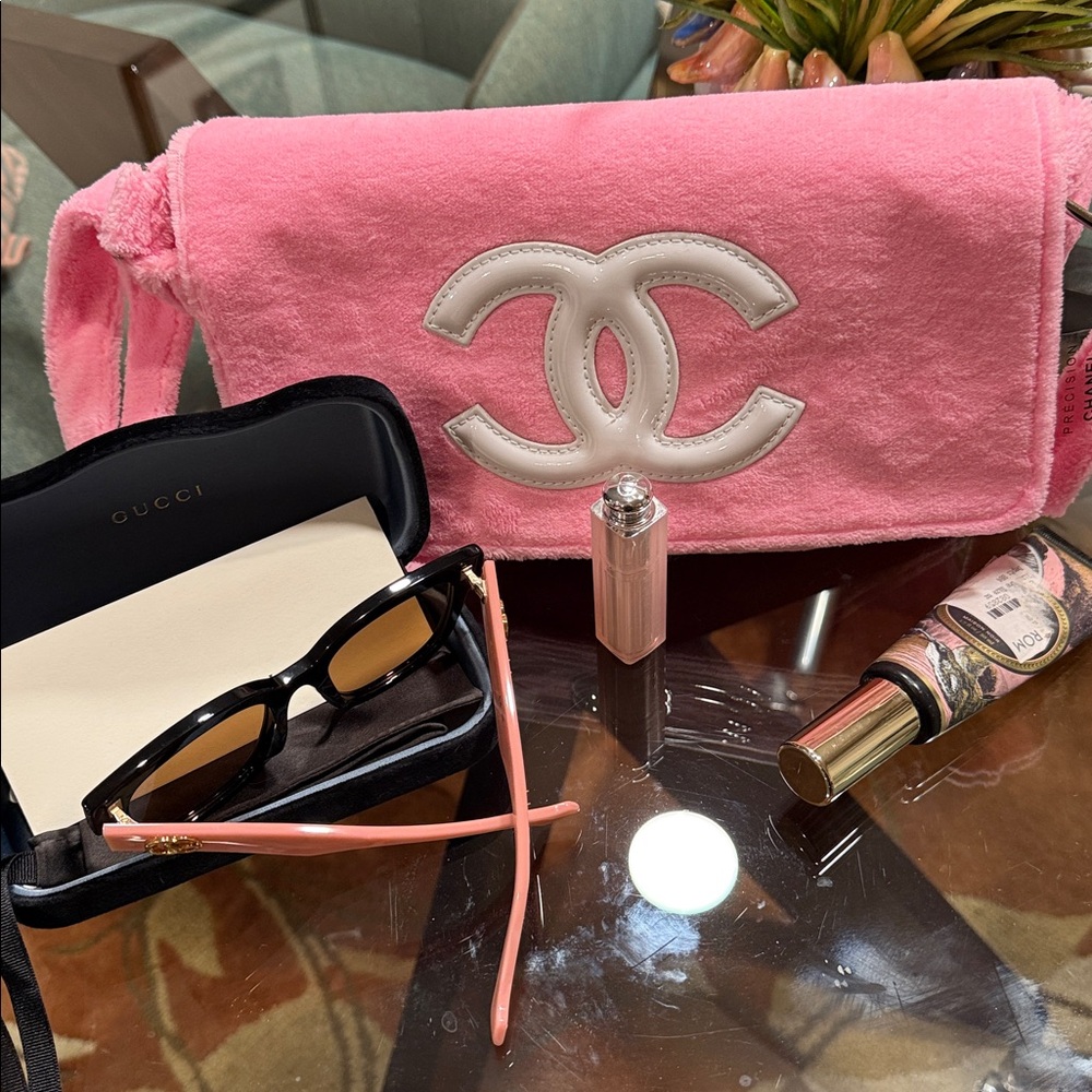 AUTHENTIC CHANEL Velour plush messenger bag with white patent CC logo geo GWP